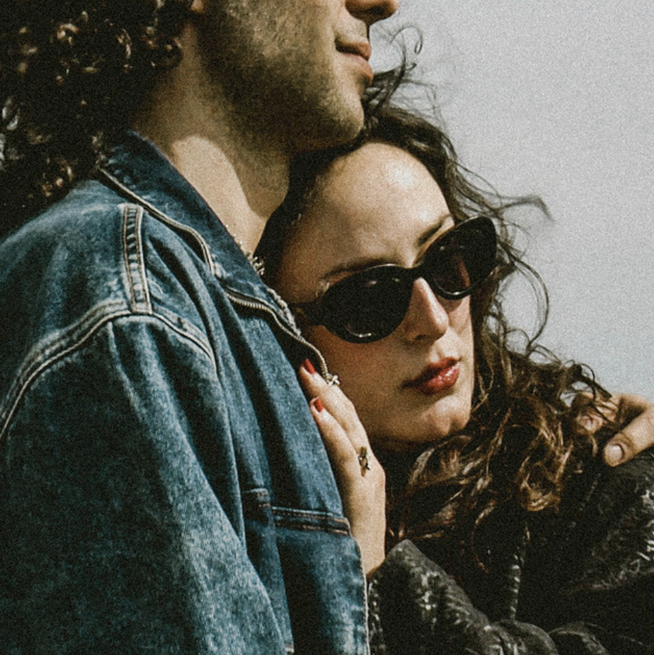 Tuğçe Şenoğul - Sensin Bunlara Sebep